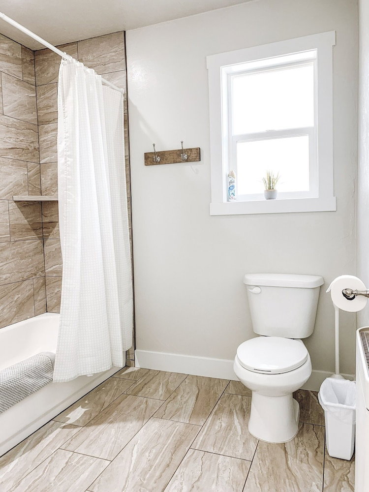 The Cottages At Bryce Canyon - thumb 1