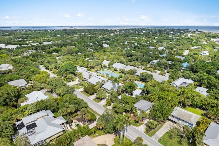 THE Palmview AND Sandpiper Inns - thumb 7