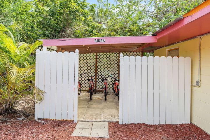 THE Palmview AND Sandpiper Inns - thumb 6