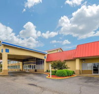 Econo Lodge Inn  Suites Triadelphia - Wheeling - Accommodation Arizona