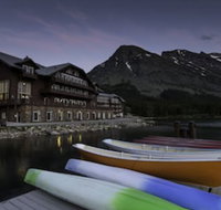 Many Glacier Hotel - Inside the Park - Accommodation Arizona