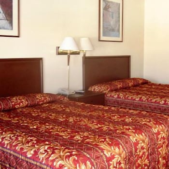 Holiday Motel Waynesburg - thumb 2