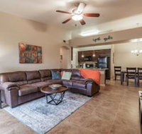 Executive Style Luxury Condo With Mountain Views  Heated Pool/spa - Accommodation Arizona