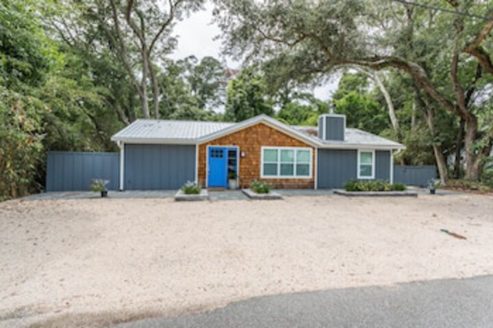 1157 College By Hodnett Cooper - thumb 0