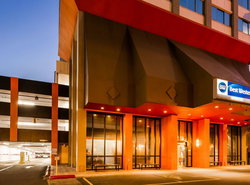 Best Western The Plaza Hotel - Free Breakfast