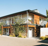 Modern Hotel and Apartments - Accommodation Arizona
