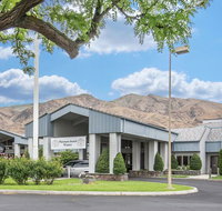 Quality Inn  Suites Conference Center Clarkston - Accommodation Arizona