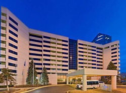 Hilton Suites Chicago/Oakbrook Terrace