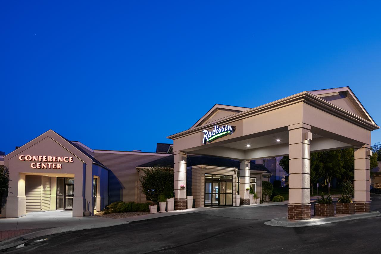 Radisson Hotel & Conference Center Coralville - Iowa City - thumb 0