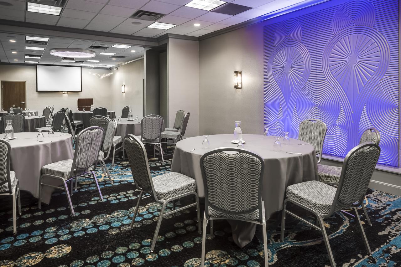Radisson Hotel & Conference Center Coralville - Iowa City - thumb 19