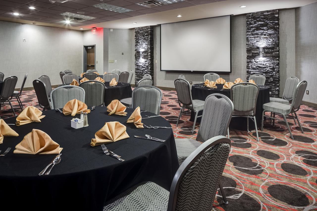 Radisson Hotel & Conference Center Coralville - Iowa City - thumb 22