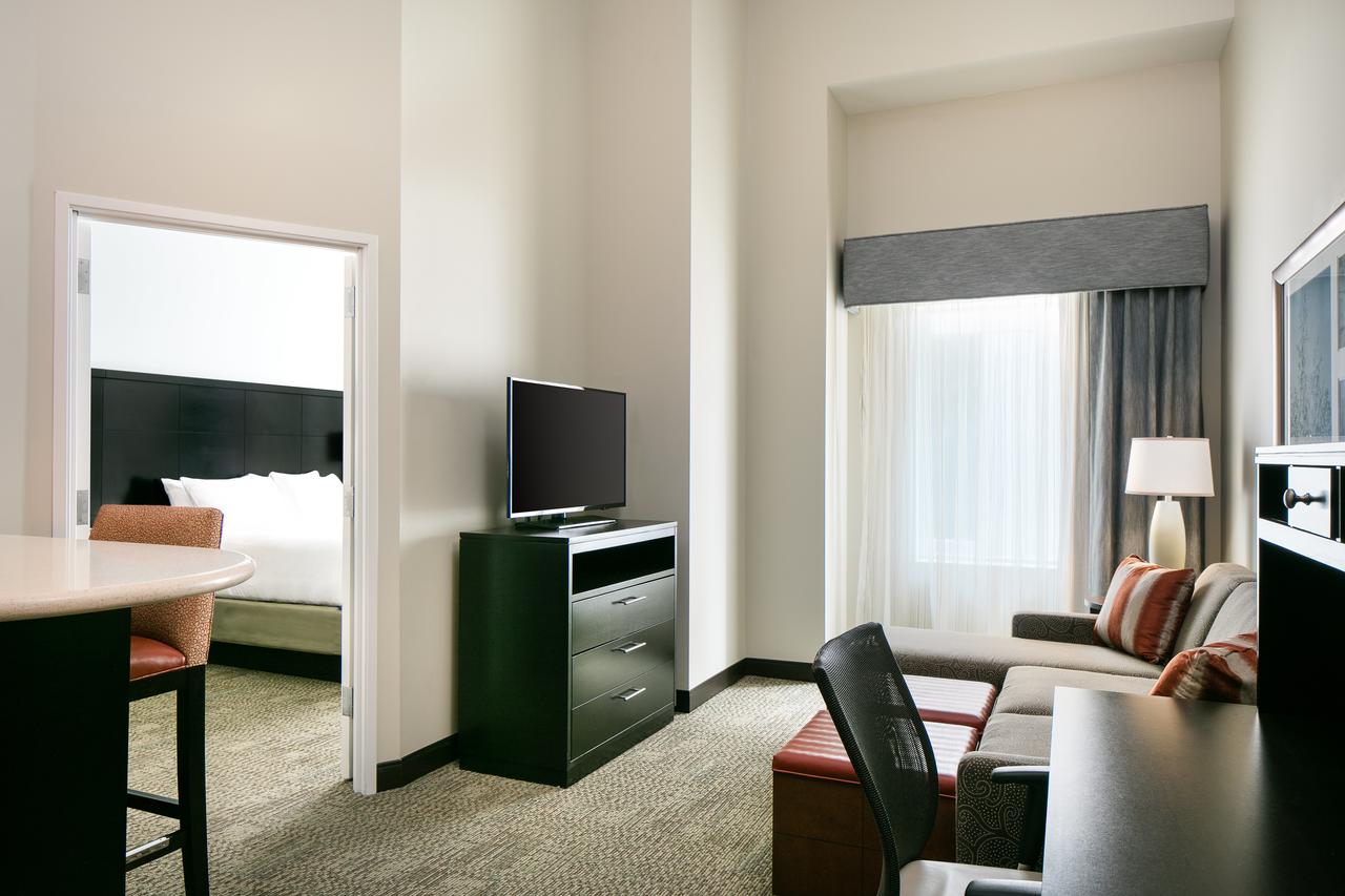 Staybridge Suites Des Moines Downtown - thumb 1