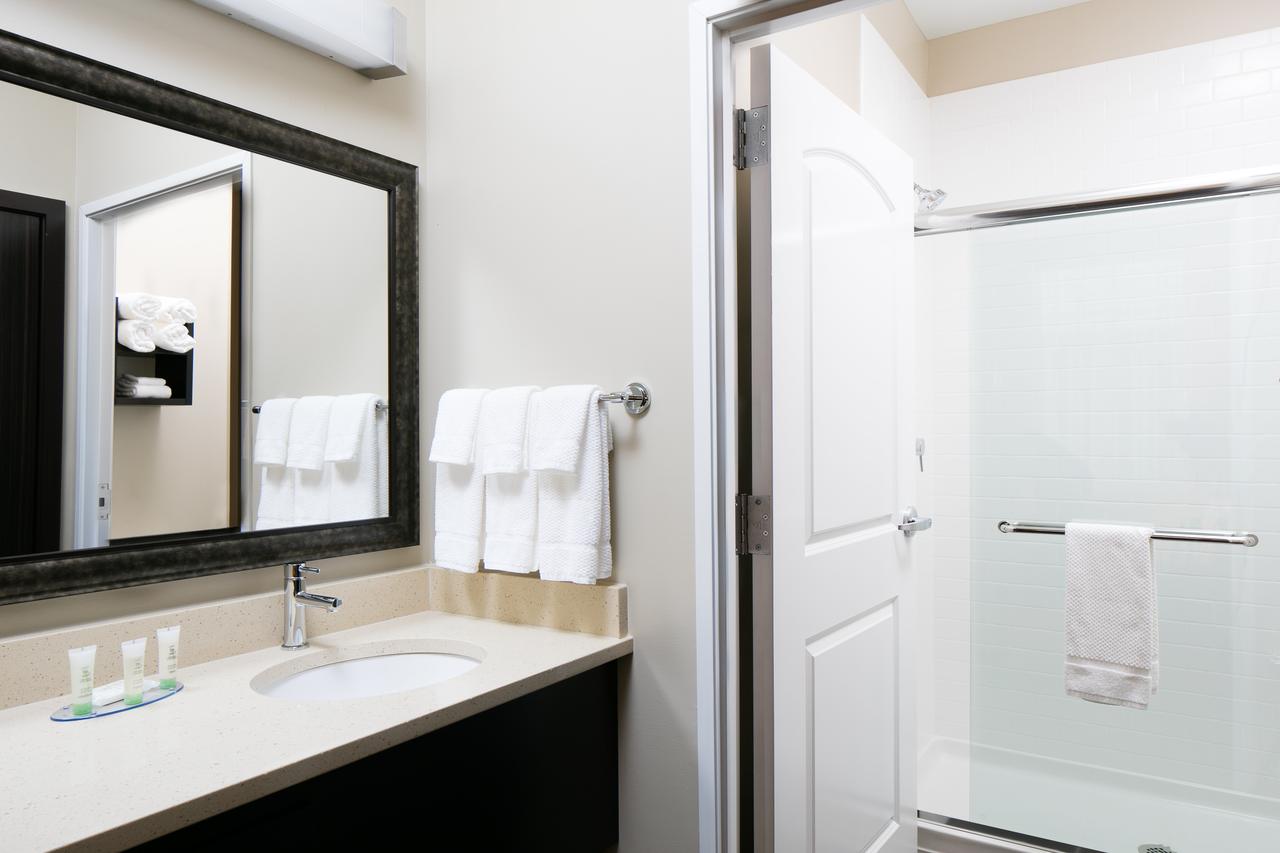 Staybridge Suites Des Moines Downtown - thumb 3