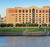 Embassy Suites Des Moines Downtown - Accommodation Arizona