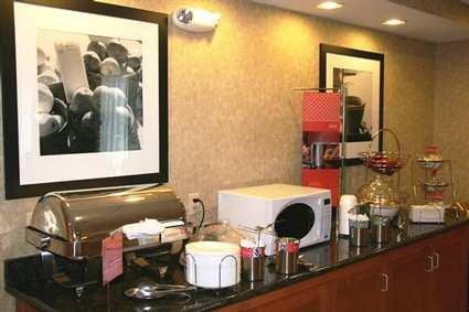 Hampton Inn & Suites Cedar Rapids - thumb 5