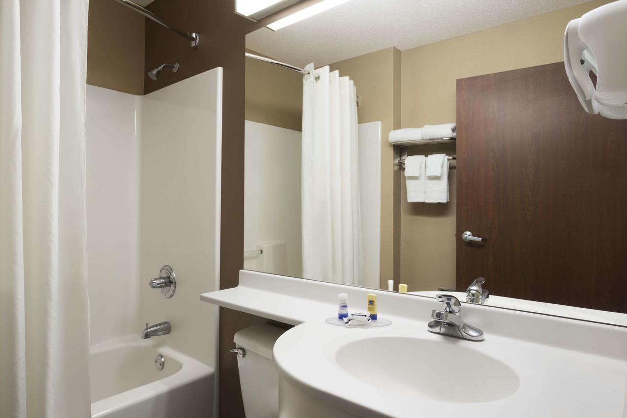 Microtel By Wyndham Cedar Rapids/Marion - thumb 33