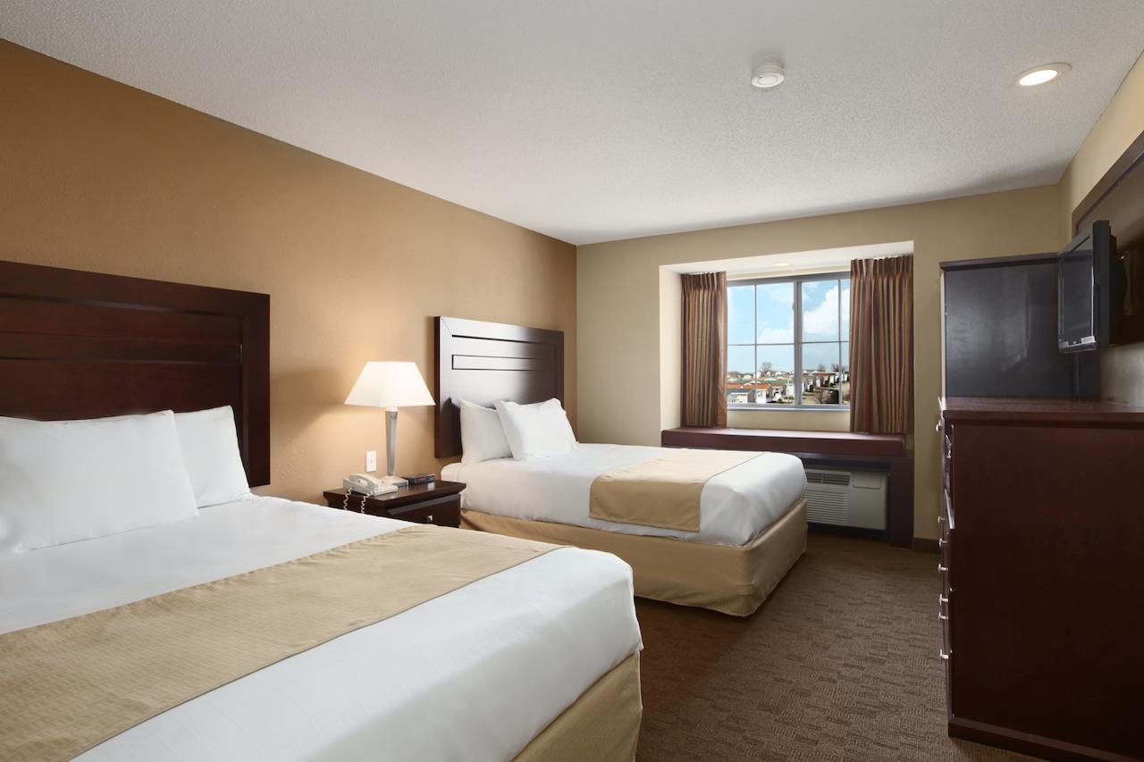 Microtel By Wyndham Cedar Rapids/Marion - thumb 3
