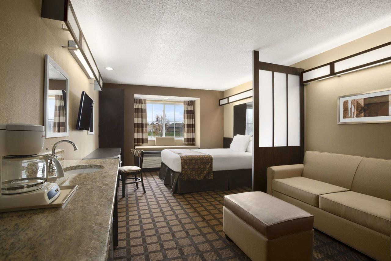 Microtel By Wyndham Cedar Rapids/Marion - thumb 43