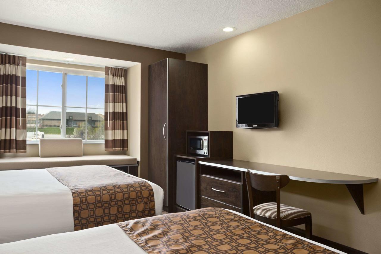 Microtel By Wyndham Cedar Rapids/Marion - thumb 39