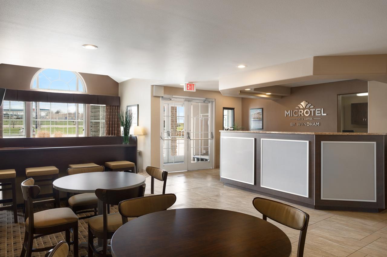 Microtel By Wyndham Cedar Rapids/Marion - thumb 29
