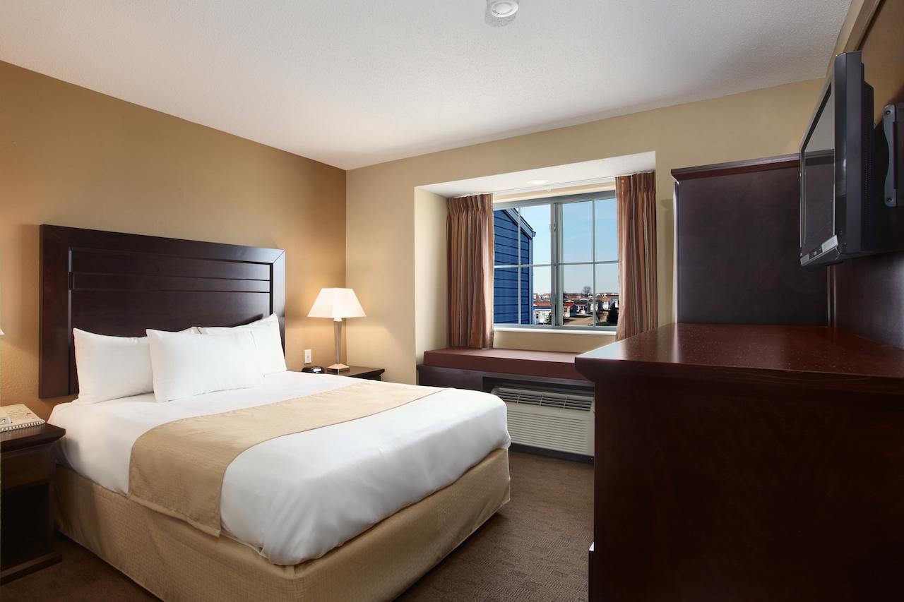 Microtel By Wyndham Cedar Rapids/Marion - thumb 4