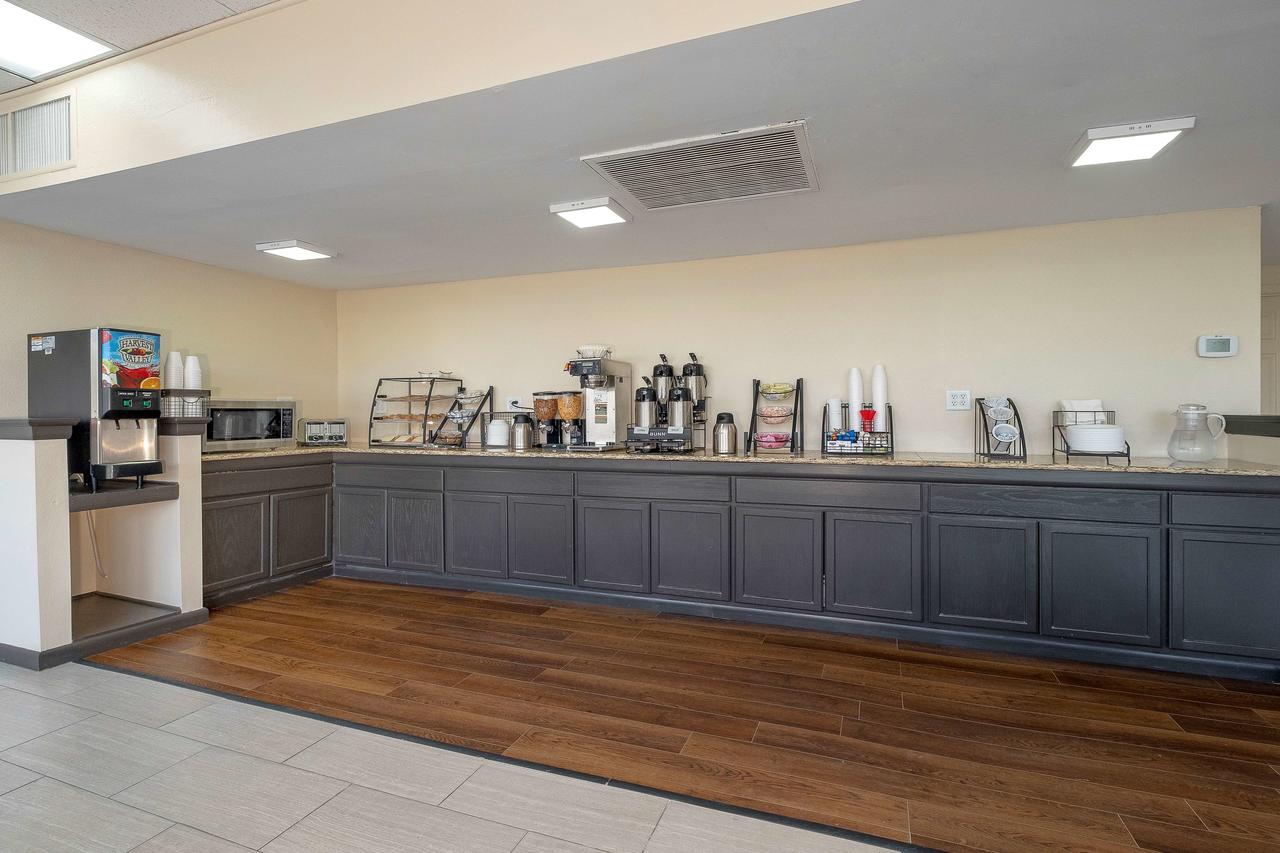 Red Roof Inn Murray - thumb 20