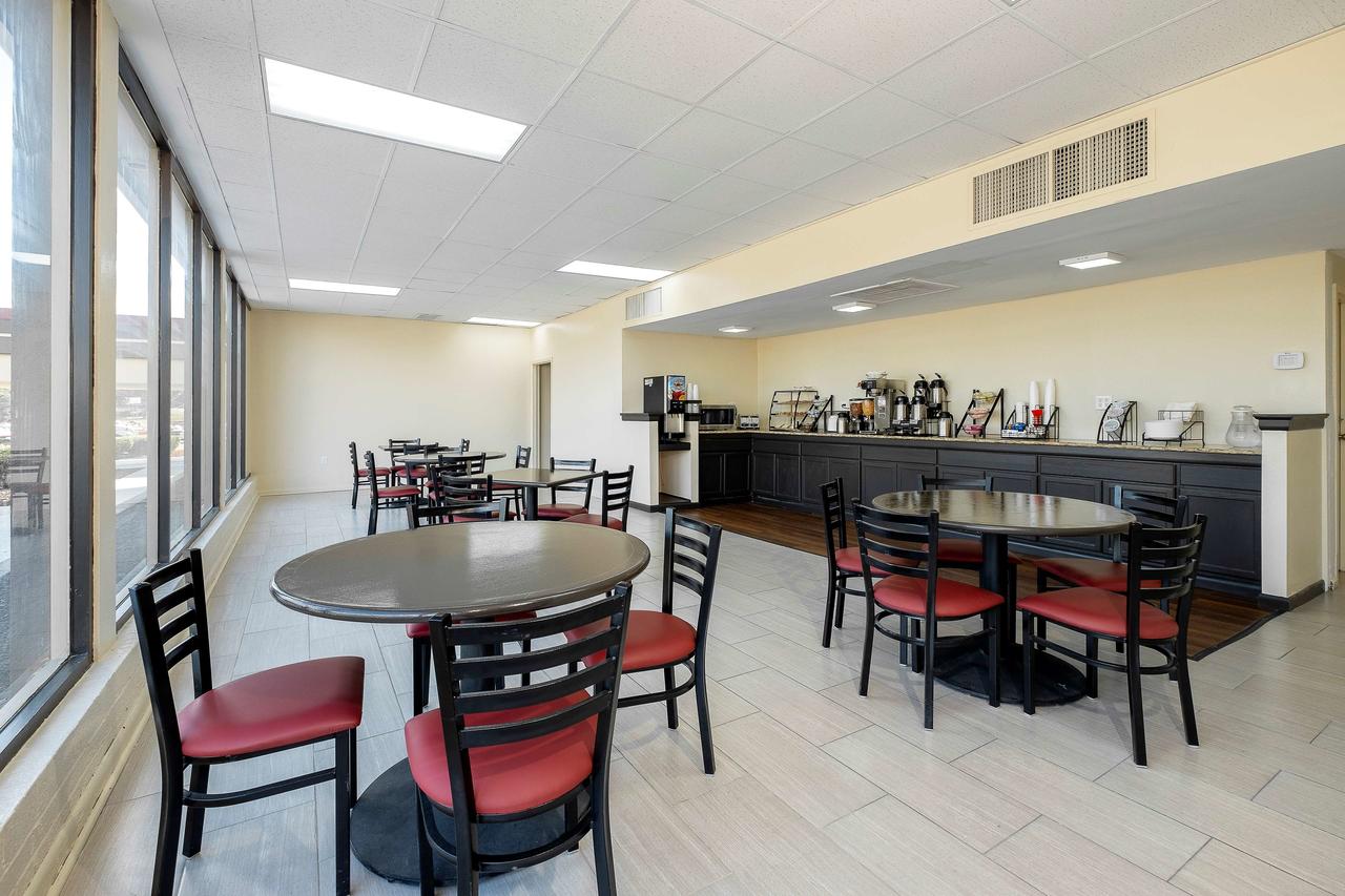 Red Roof Inn Murray - thumb 23