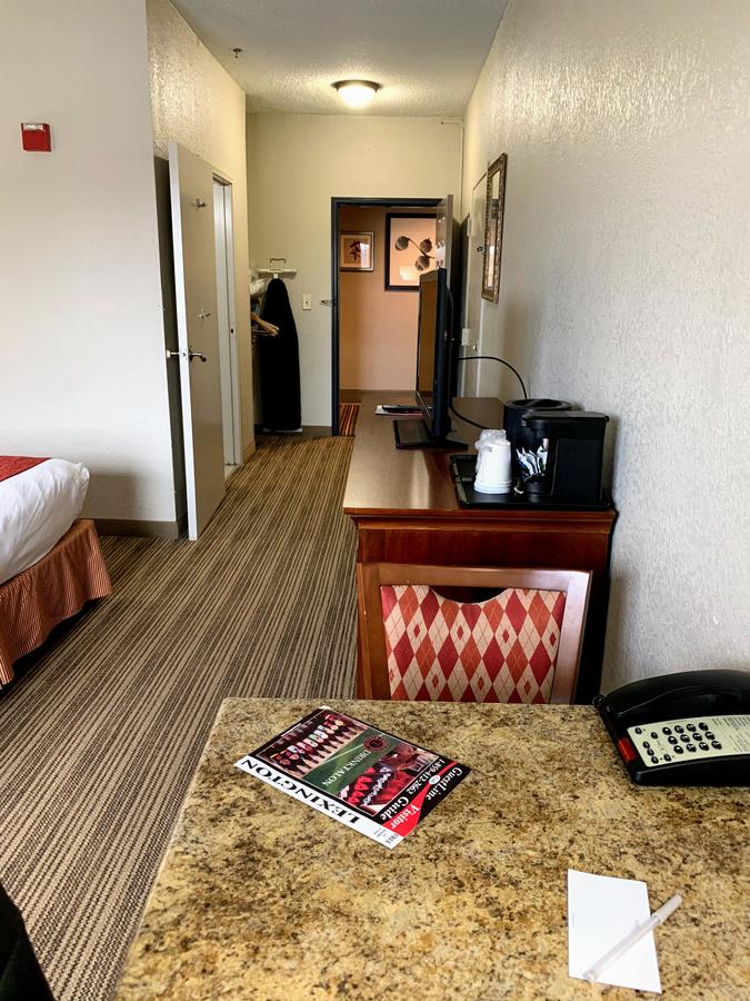 Country Inn & Suites By Radisson, Georgetown, KY - thumb 20