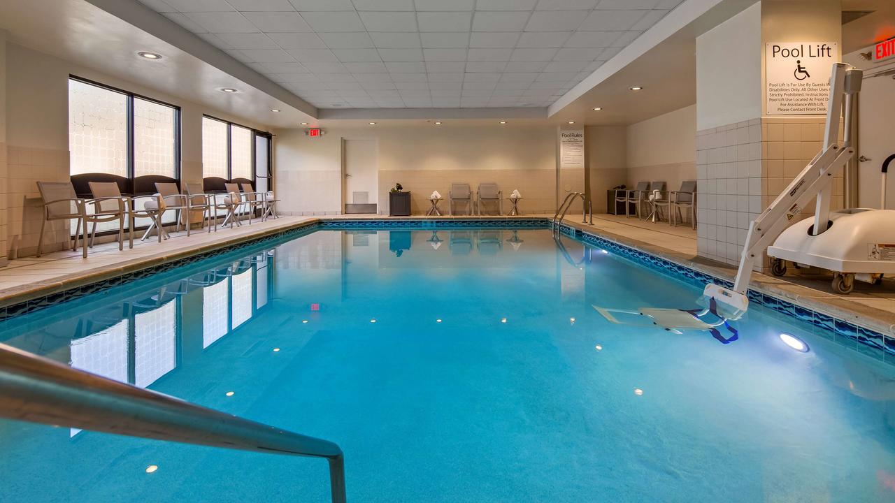 Best Western Plus Cincinnati Riverfront Downtown Area - thumb 30