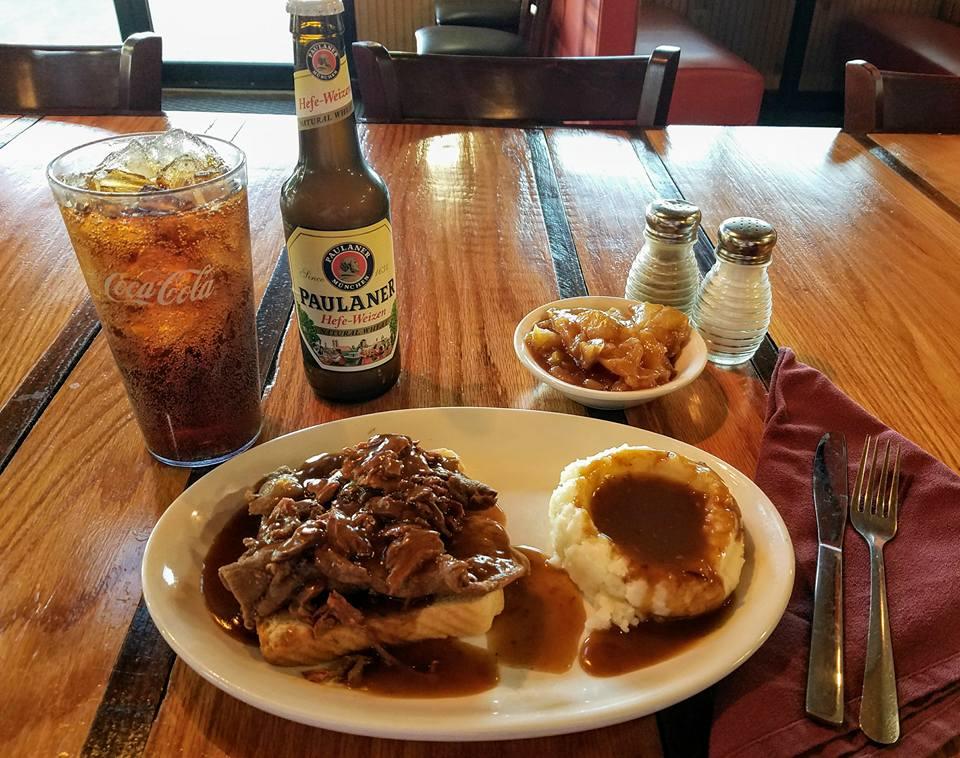 Golden Manor Inn & Suites - thumb 2