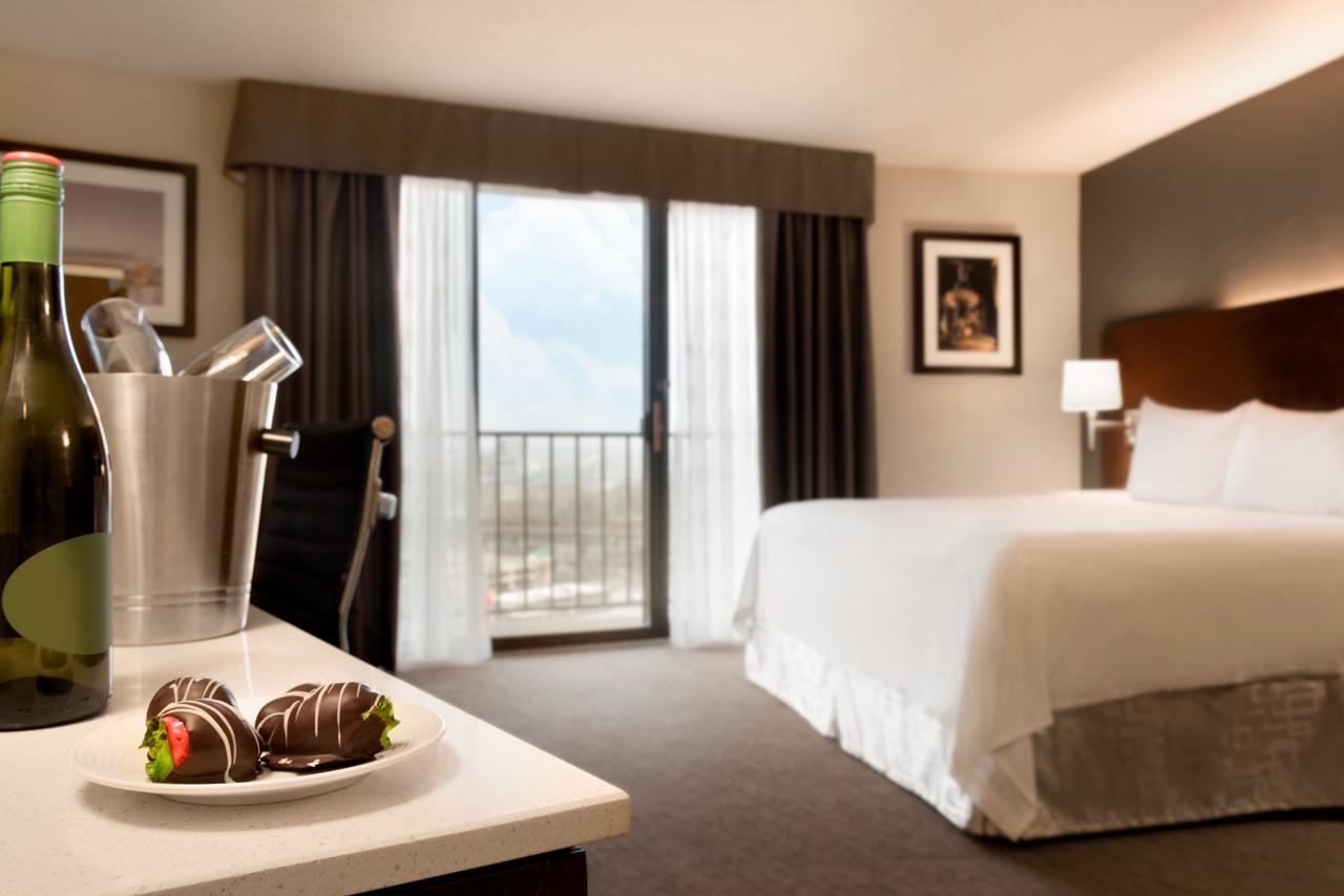 Radisson Hotel Cincinnati Riverfront - thumb 13