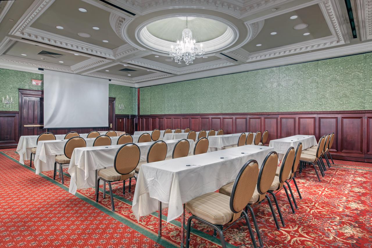 Radisson Hotel Cincinnati Riverfront - thumb 21