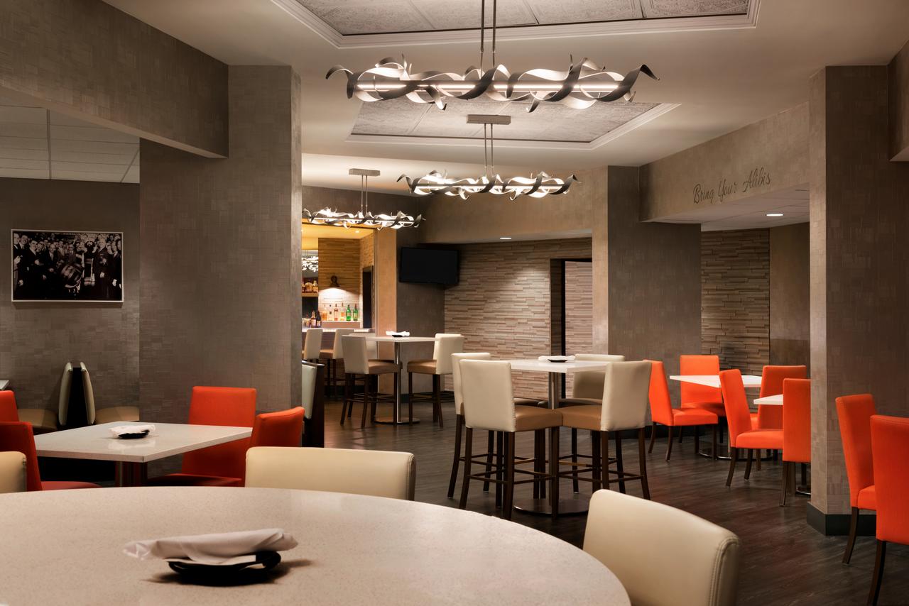 Radisson Hotel Cincinnati Riverfront - thumb 2
