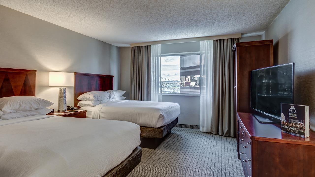 Embassy Suites Cincinnati - RiverCenter - thumb 16