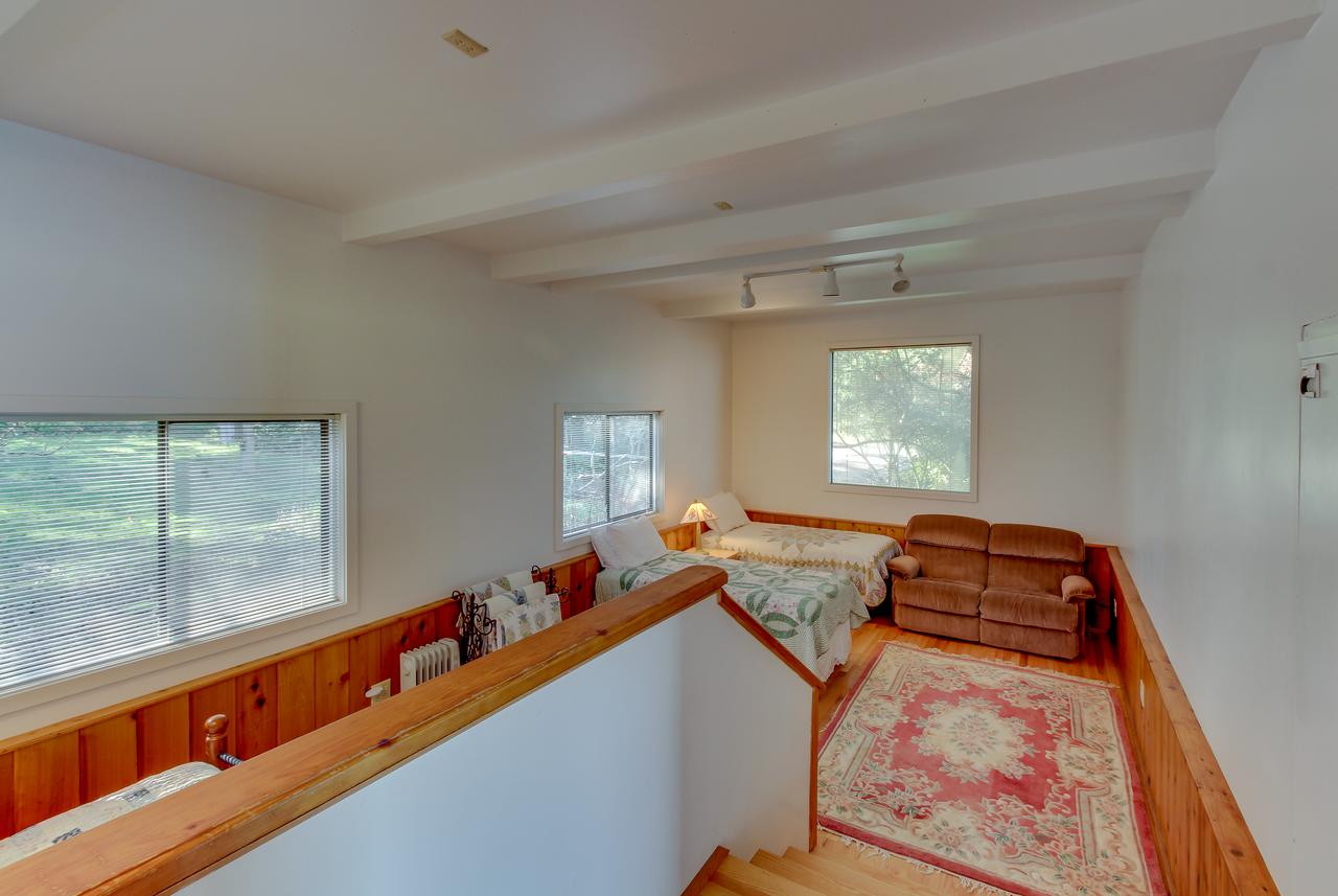 Lopez Island Hunter Bay Waterfront Home - thumb 35