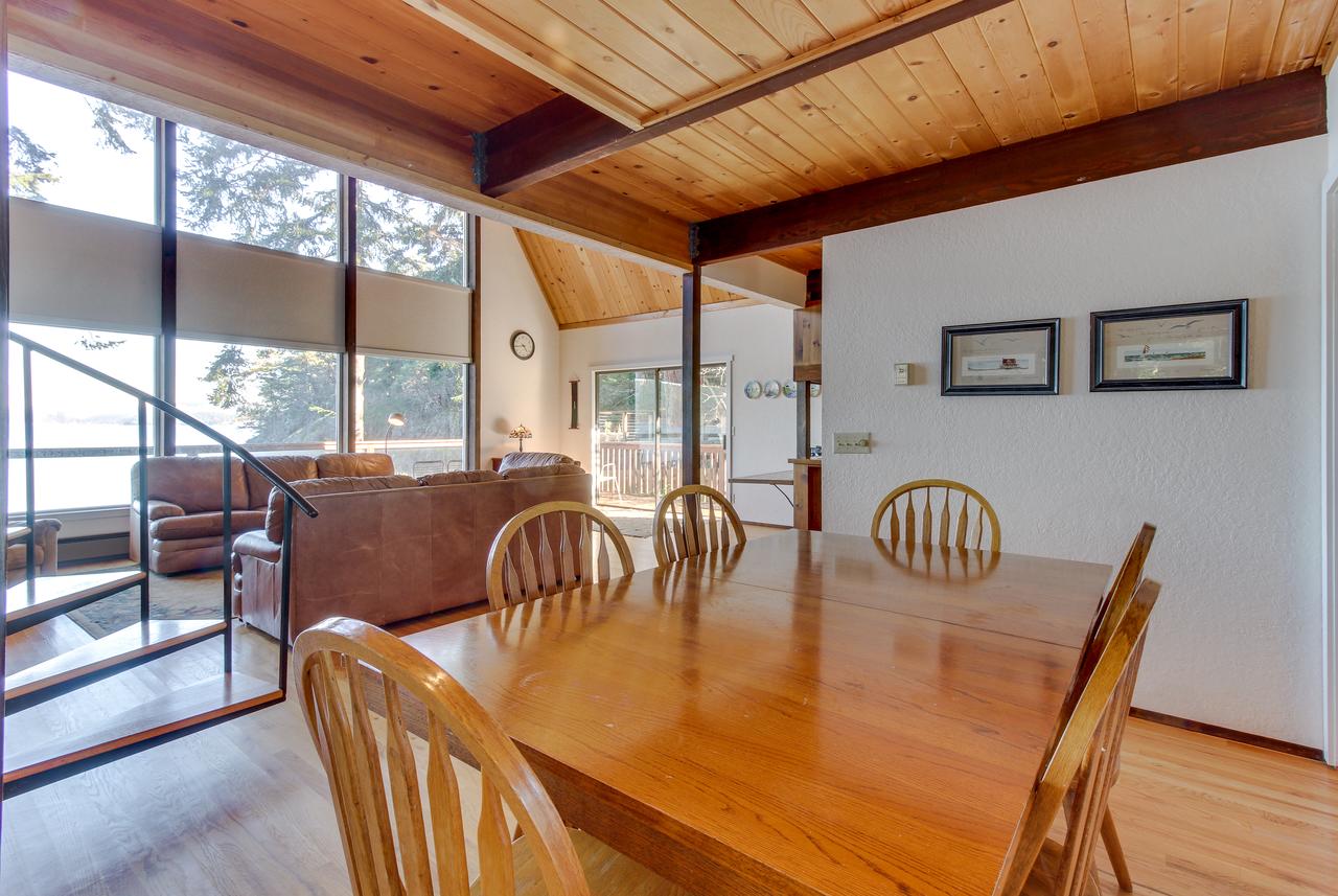 Lopez Island Hunter Bay Waterfront Home - thumb 32