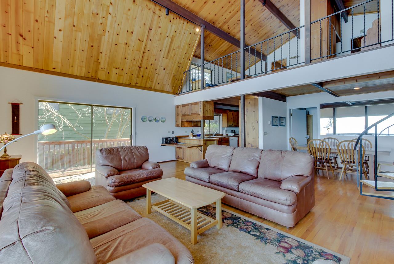 Lopez Island Hunter Bay Waterfront Home - thumb 16