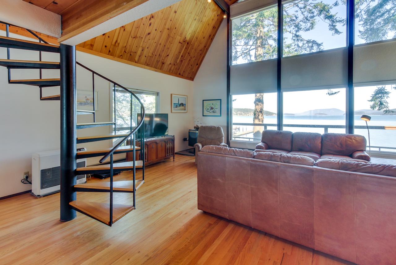 Lopez Island Hunter Bay Waterfront Home - thumb 14