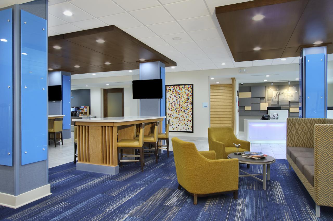 Holiday Inn Express & Suites - Lake Charles South Casino Area - thumb 11