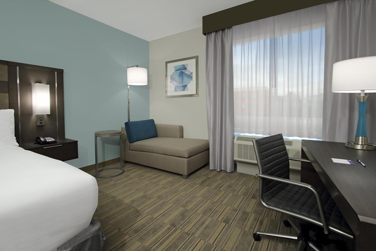 Holiday Inn Express & Suites - Lake Charles South Casino Area - thumb 3