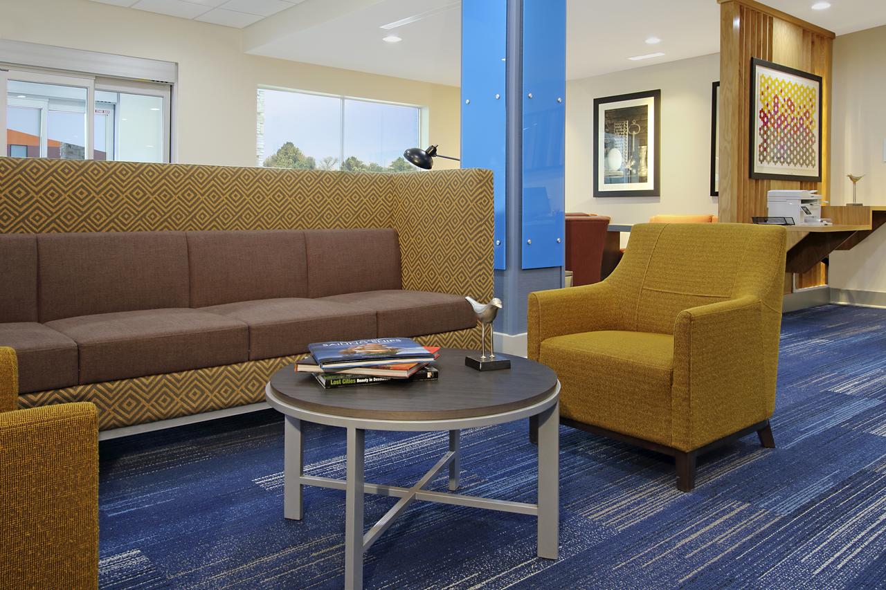 Holiday Inn Express & Suites - Lake Charles South Casino Area - thumb 31