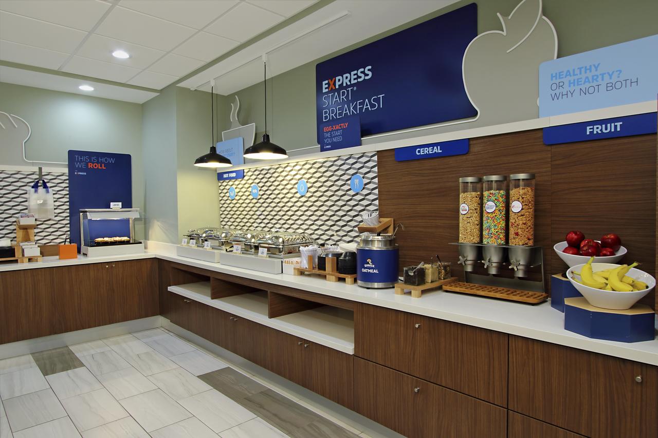 Holiday Inn Express & Suites - Lake Charles South Casino Area - thumb 23