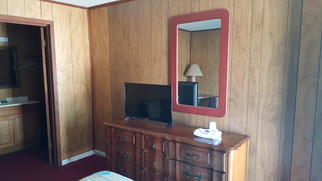 Deep South Motel - thumb 1