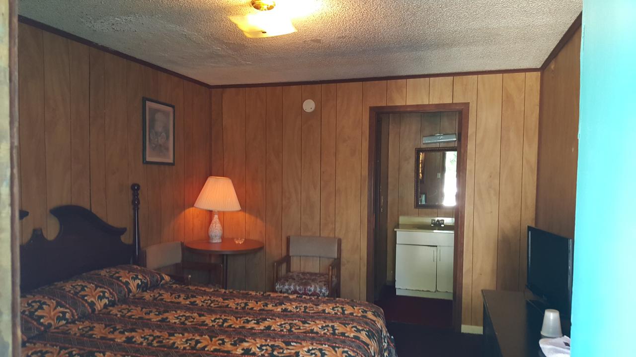 Deep South Motel - thumb 2