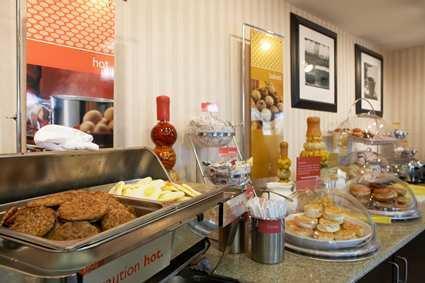 Hampton Inn Slidell - thumb 7