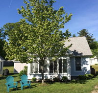 Summer Village Beach Cottage Rental House - Accommodation Arizona