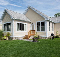 Relaxing  Beautifully Landscaped Cottage Close to Amenities - Comes with golf cart - Accommodation Arizona