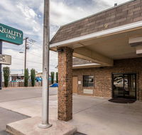 Quality Inn  Suites Near White Sands National Monument - Accommodation Arizona