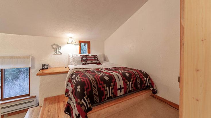 Amizette Inn - thumb 1