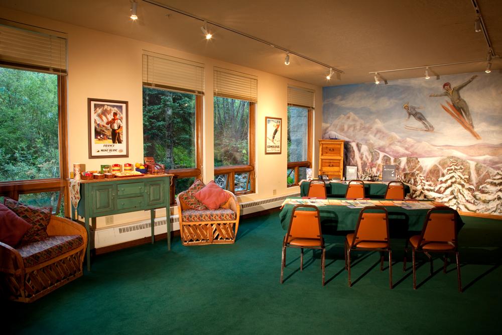 Alpine Village Suites - thumb 19